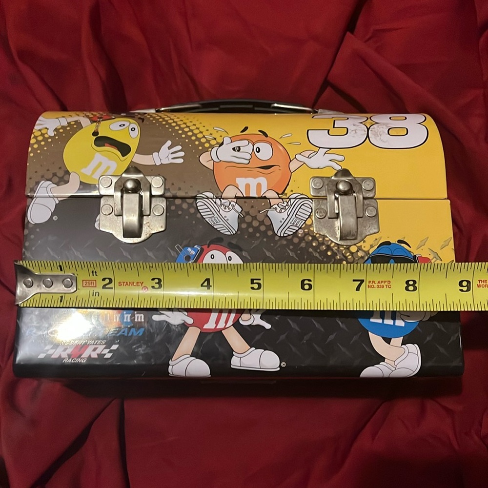 M&M's Racing Team Lunchbox - Picture 16 of 16